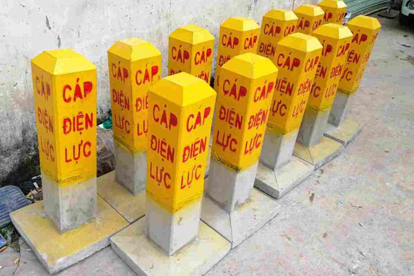 Kết Cấu Cọc Bê Tông Cảnh Báo Cáp Ngầm