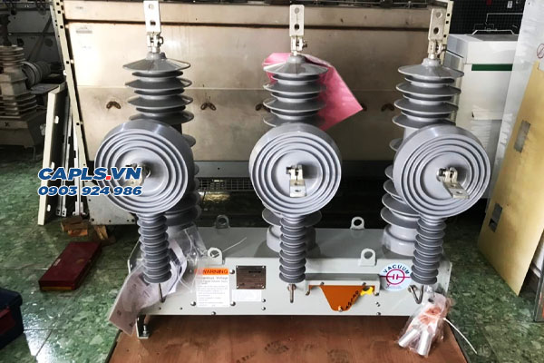 Máy Đóng Cắt Lặp Lại Recloser Cooper 27kV 630A