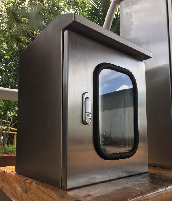Vỏ Tủ Điện Inox Có Mái Che