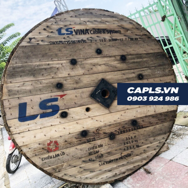 Cáp ngầm trung thế Cu/XLPE/PVC/DSTA/PVC 3x185 24kV